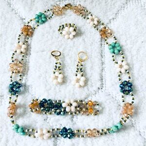 Gorgeous handmade beaded flowers 4pc jewelry set